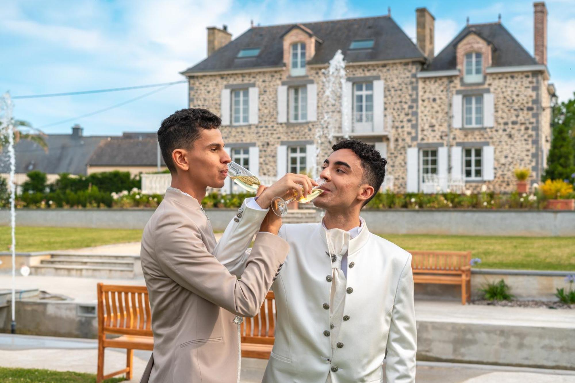 Domaine Les Jardins Darsene Bed & Breakfast Tinténiac Екстериор снимка